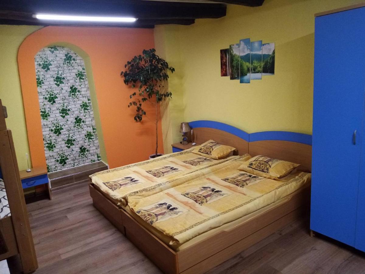 Студио За Четирима "Цвети" Sapareva Banya Exterior foto